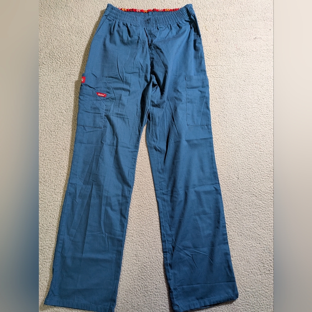 Dickies Women`s Teal Elastic Waist Cargo Medical Scrub Pants / Size Small